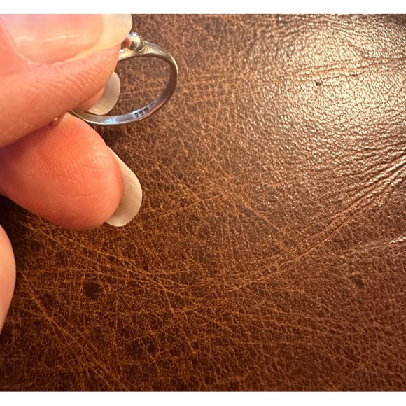 Sterling silver turquoise dainty ring - Picture 10 of 13